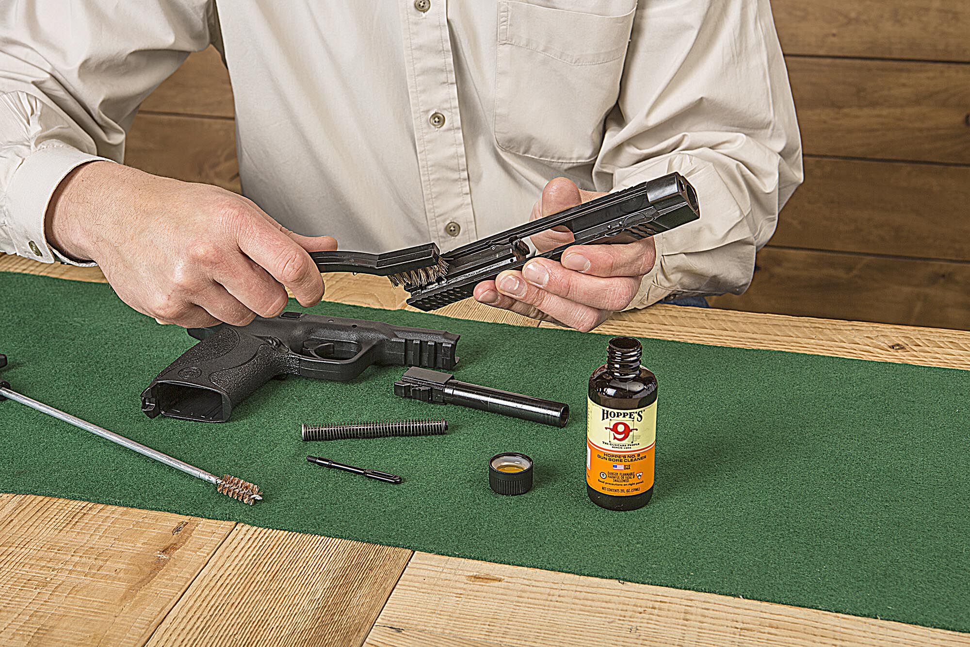 9MM Pistol Cleaning Kit Brass Bristle Bore Brush Nylon Rod for Handgun Revolvers 